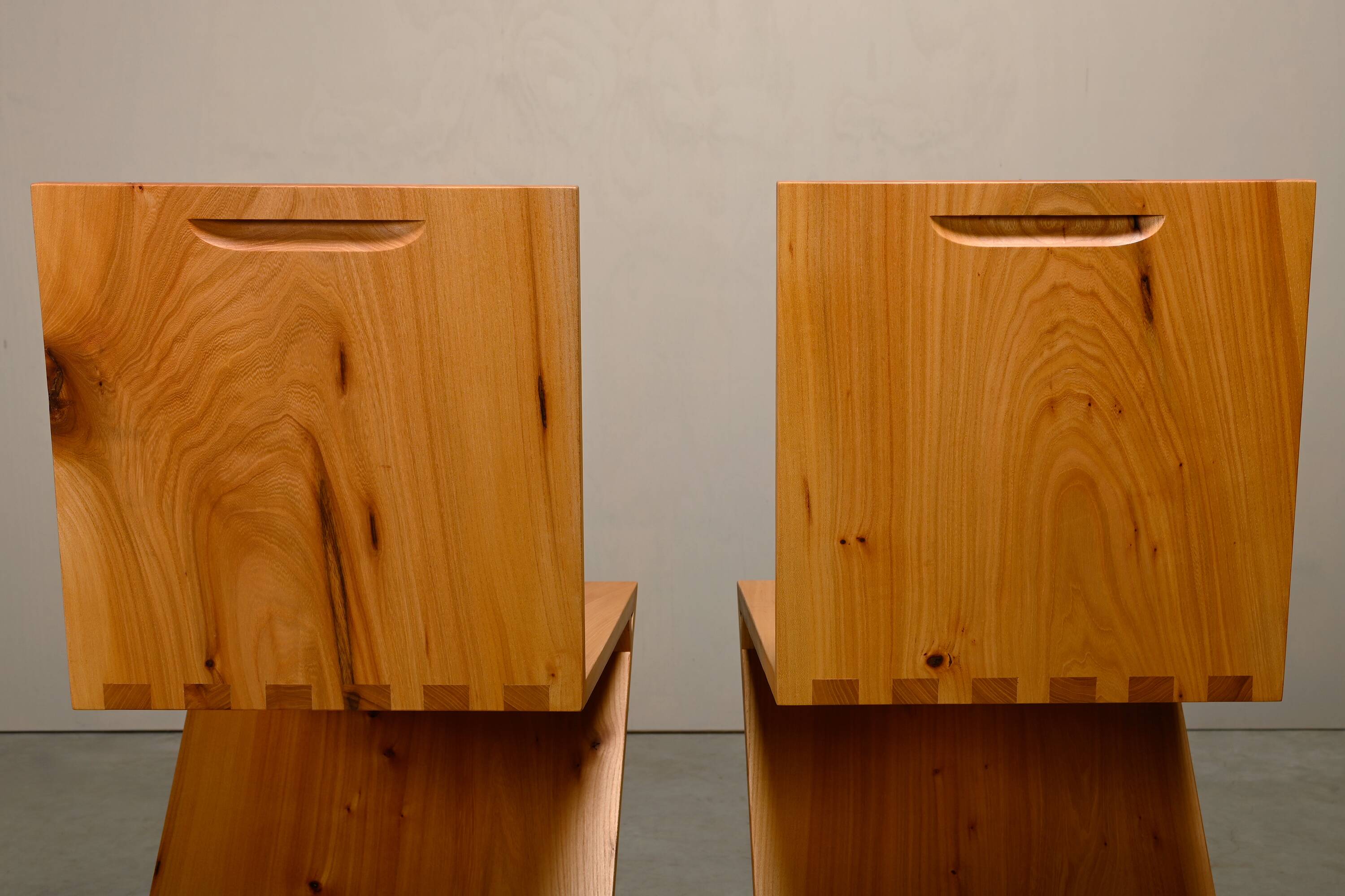 Zig Zag Chair after Gerrit Rietveld in solid Pine