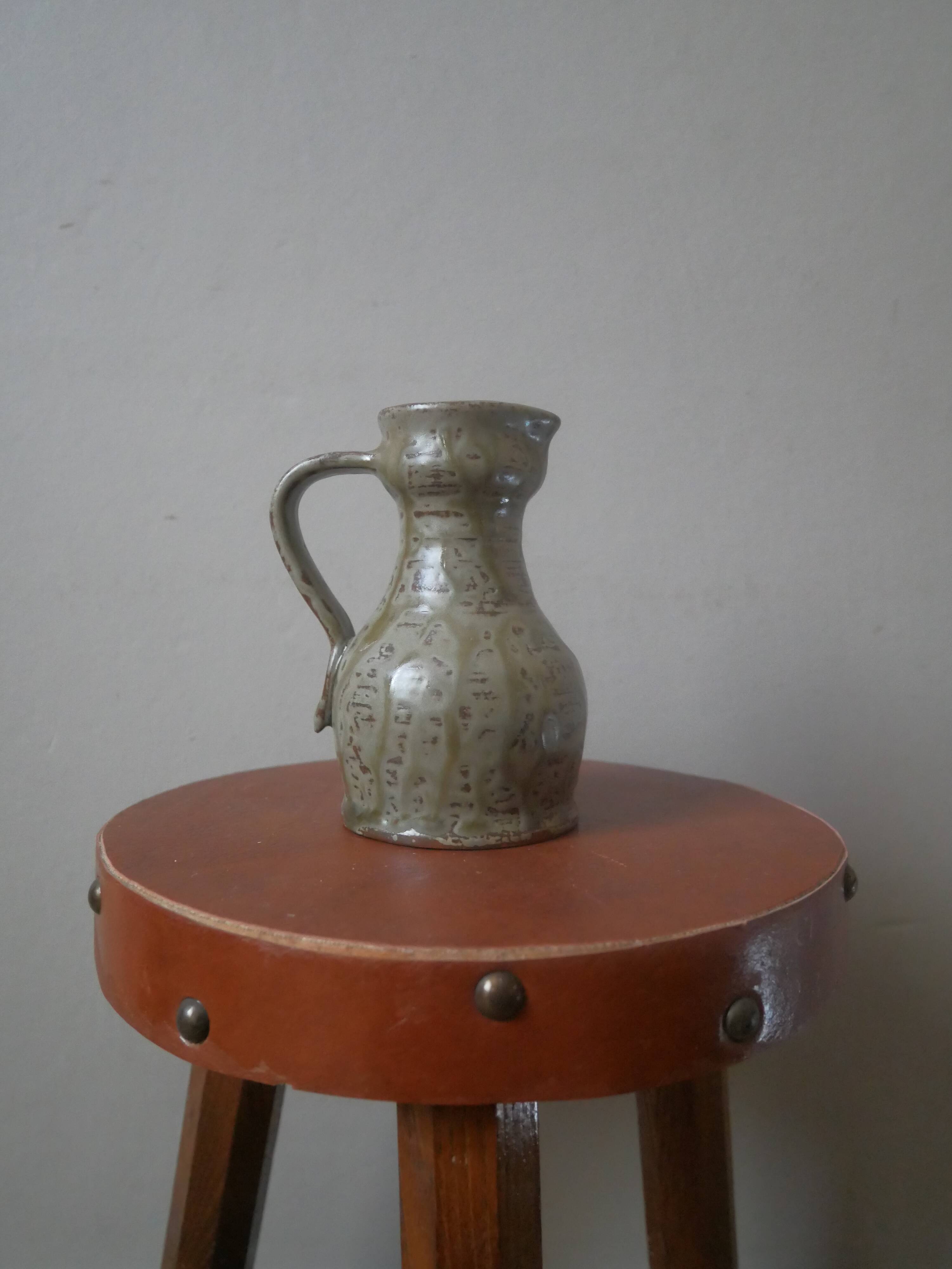 Ceramic pitcher vase with handle handmade pottery artisanal manufacturing Scandinavian country decoration