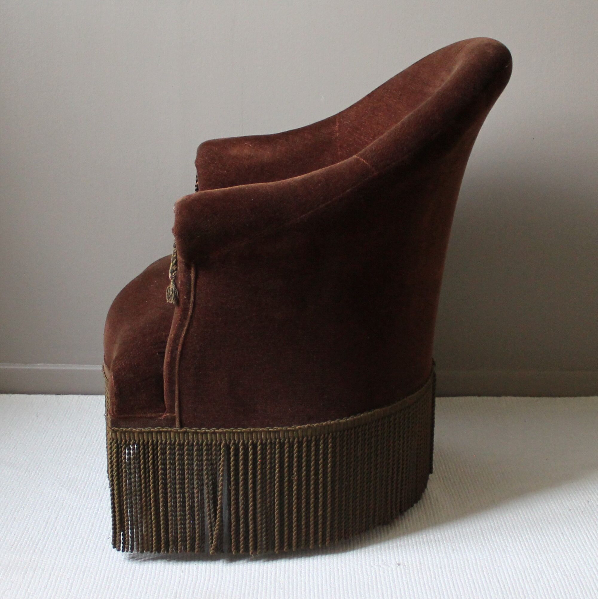 Fauteuil crapaud  & ottoman vintage velours brun profond
