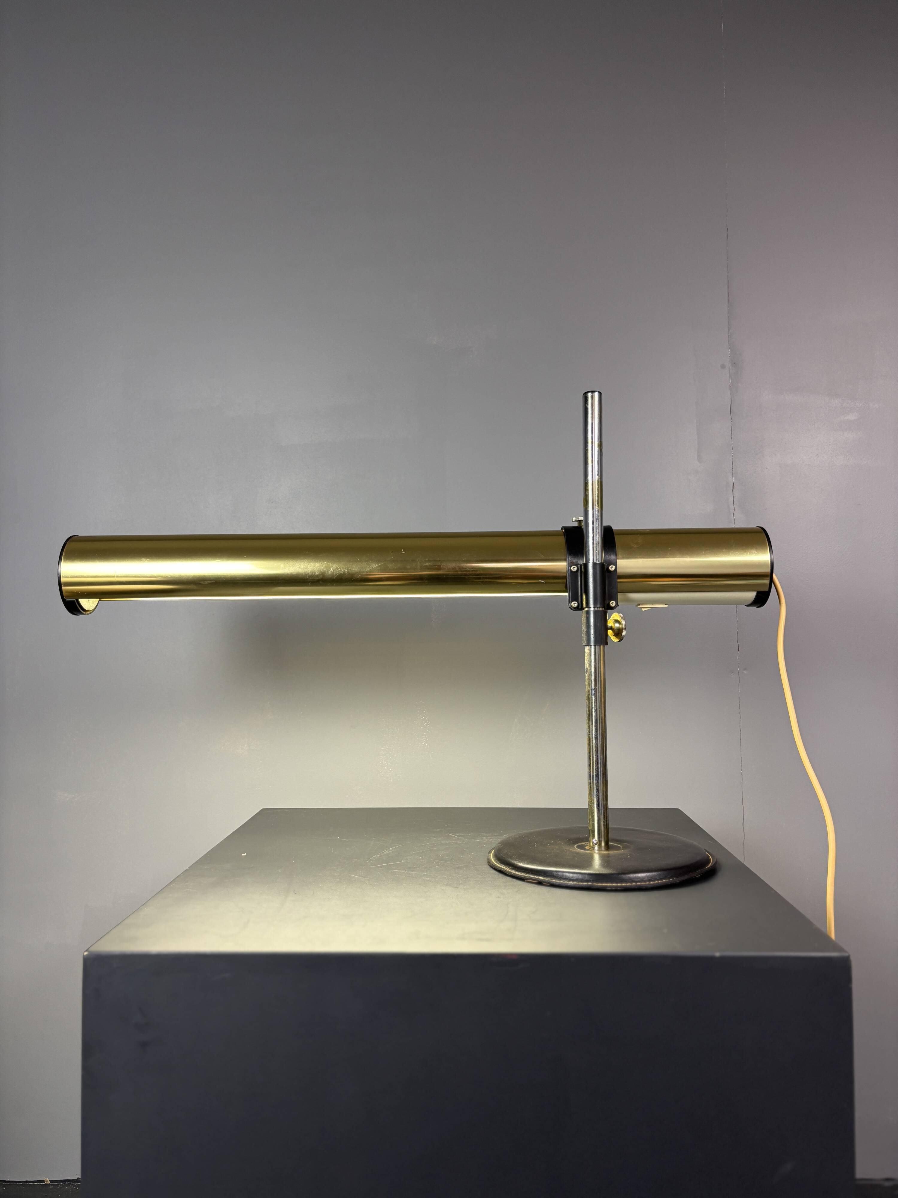 XL brass desk lamp by Göran Pehrson for Ateljé Lyktan, model Kanon, 1978
