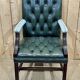 Fauteuil Chesterfield anglais des années 70