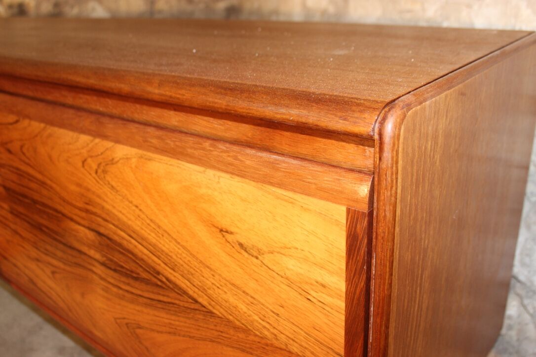 Sideboard vintage in teak and Rosewood, Scandinavian style by White & Newton