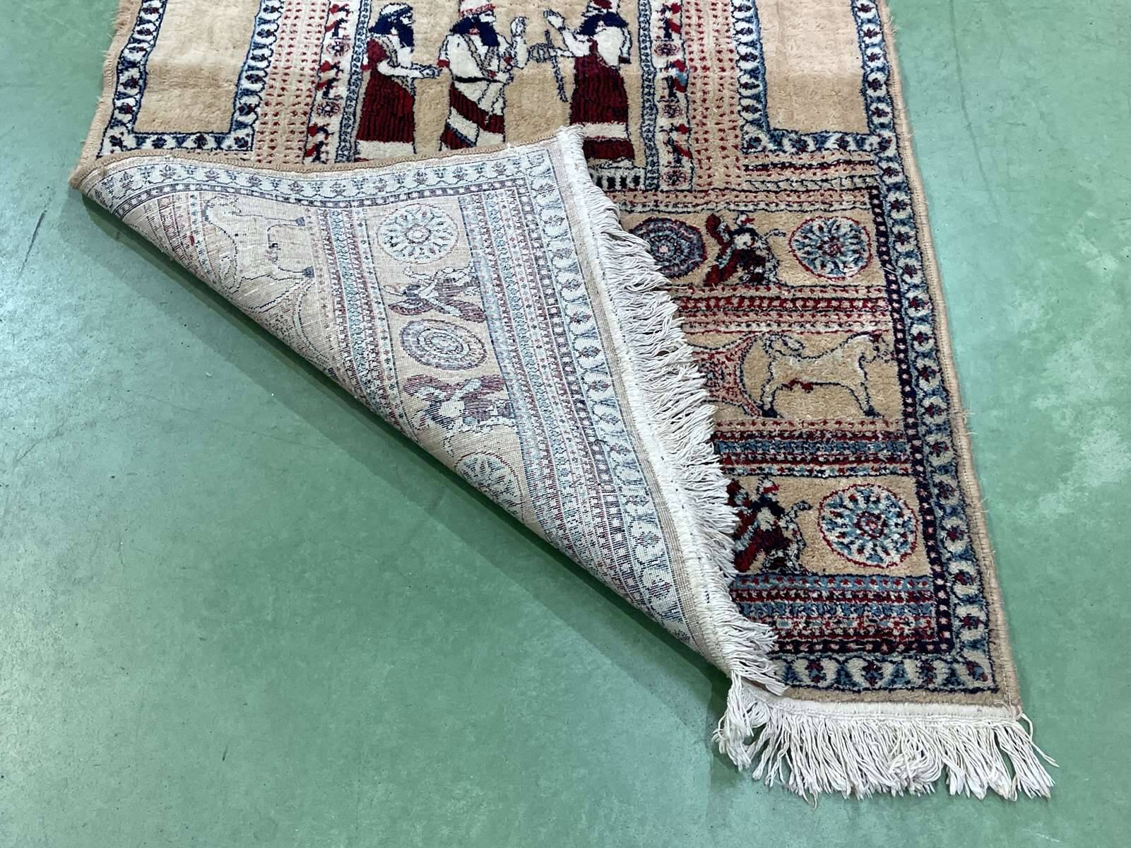 Iraqi handmade wool rug - 1.80m x 1m