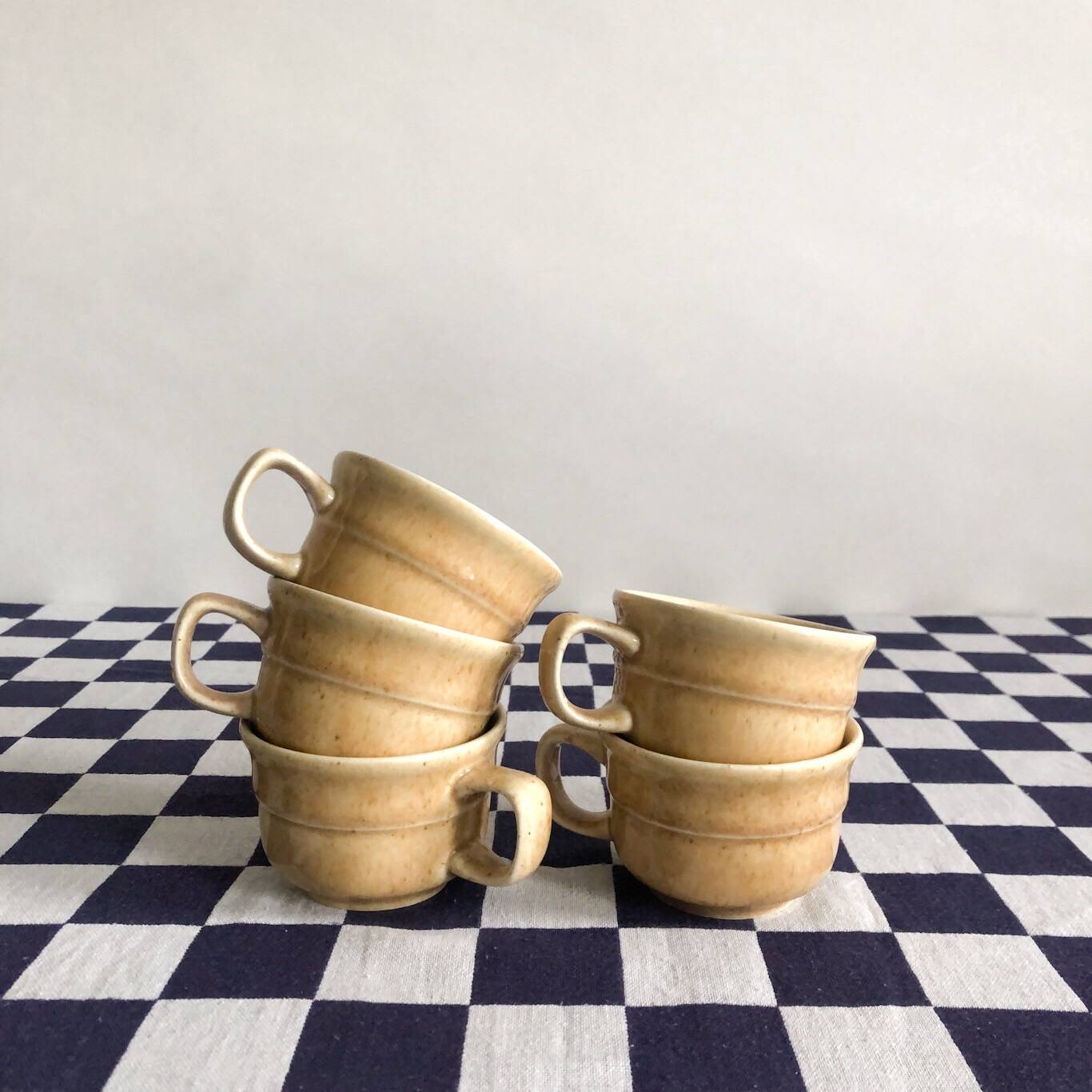 5x small coffee cups