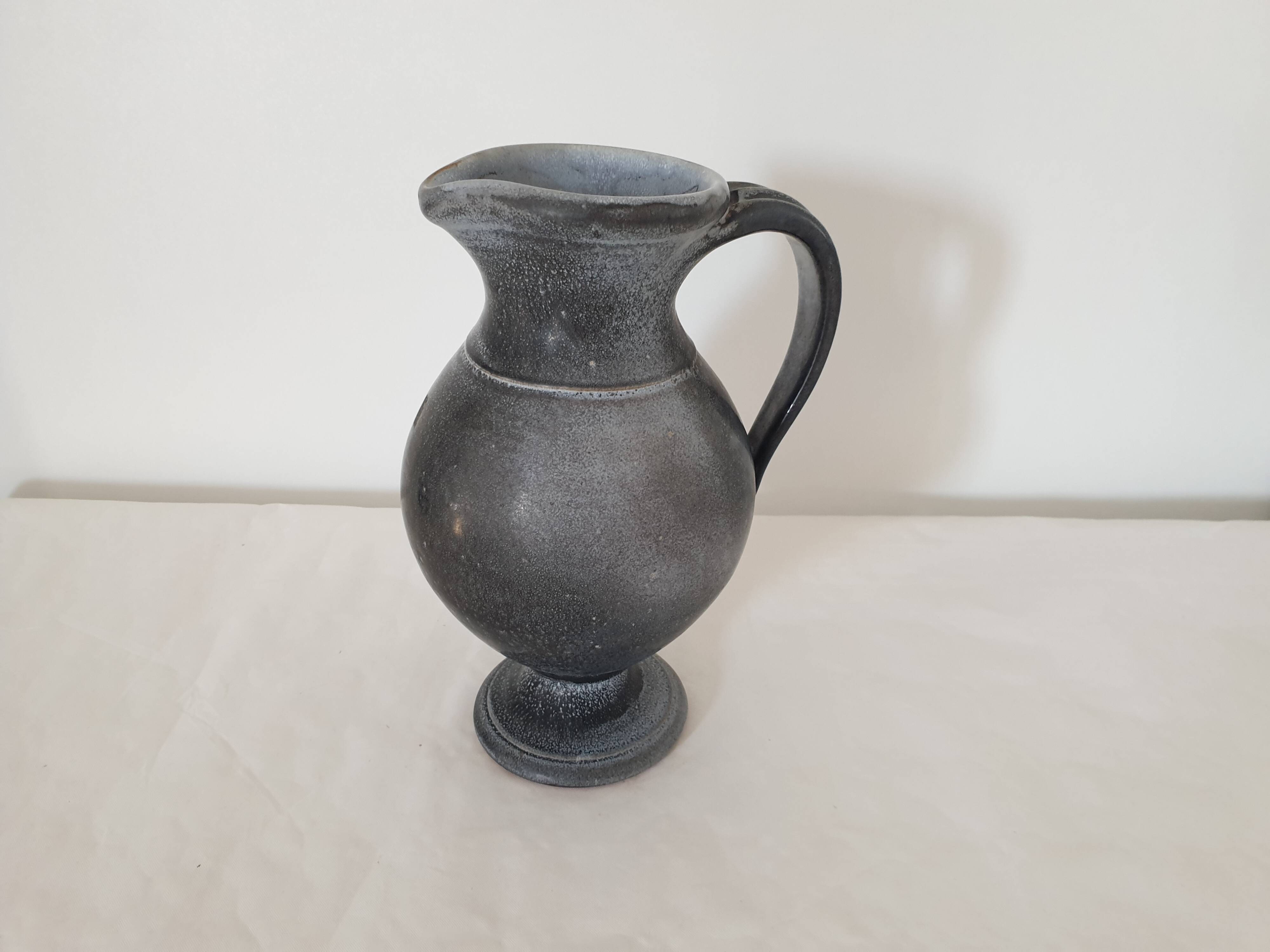 Grey/Black ceramic pitcher signed TL Corti - height 25cm