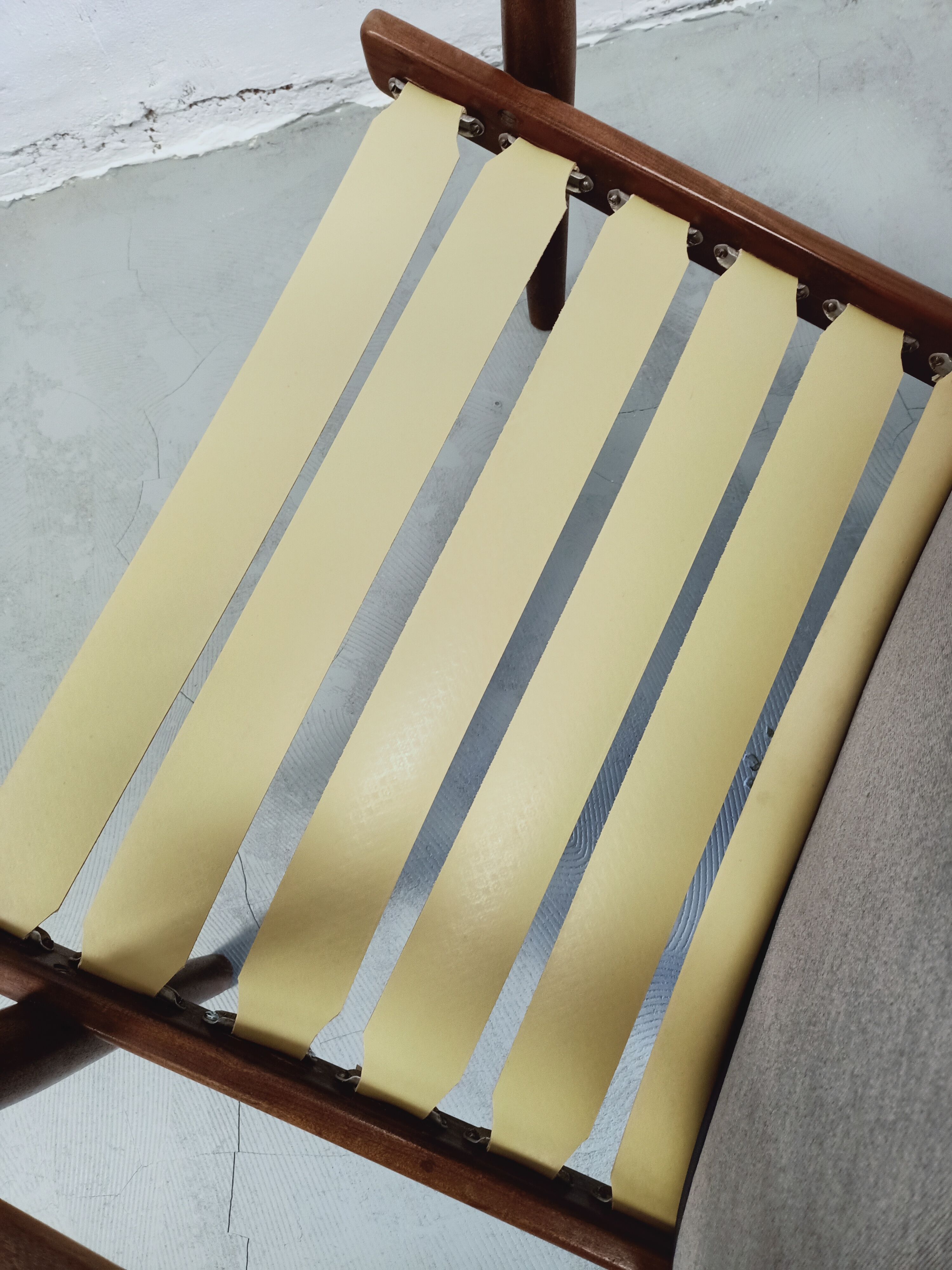 Paire de fauteuils en teck des années 1960, design hollandais