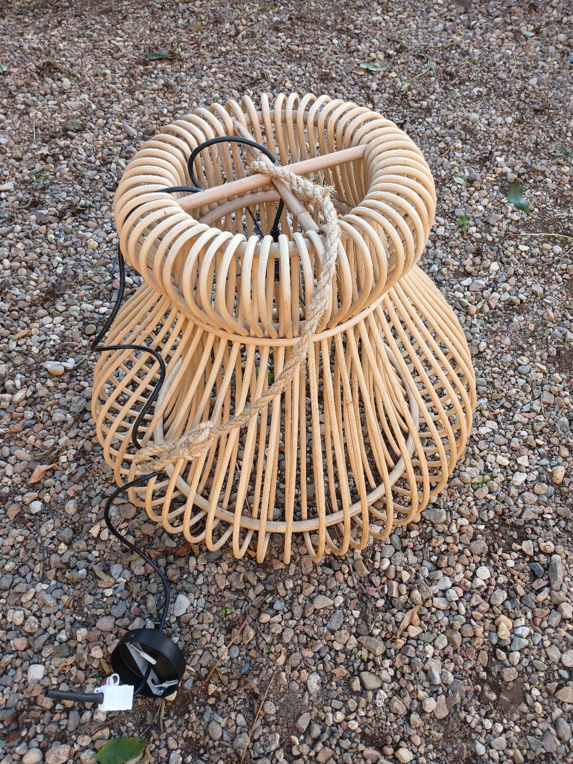 Natural rattan pendant light