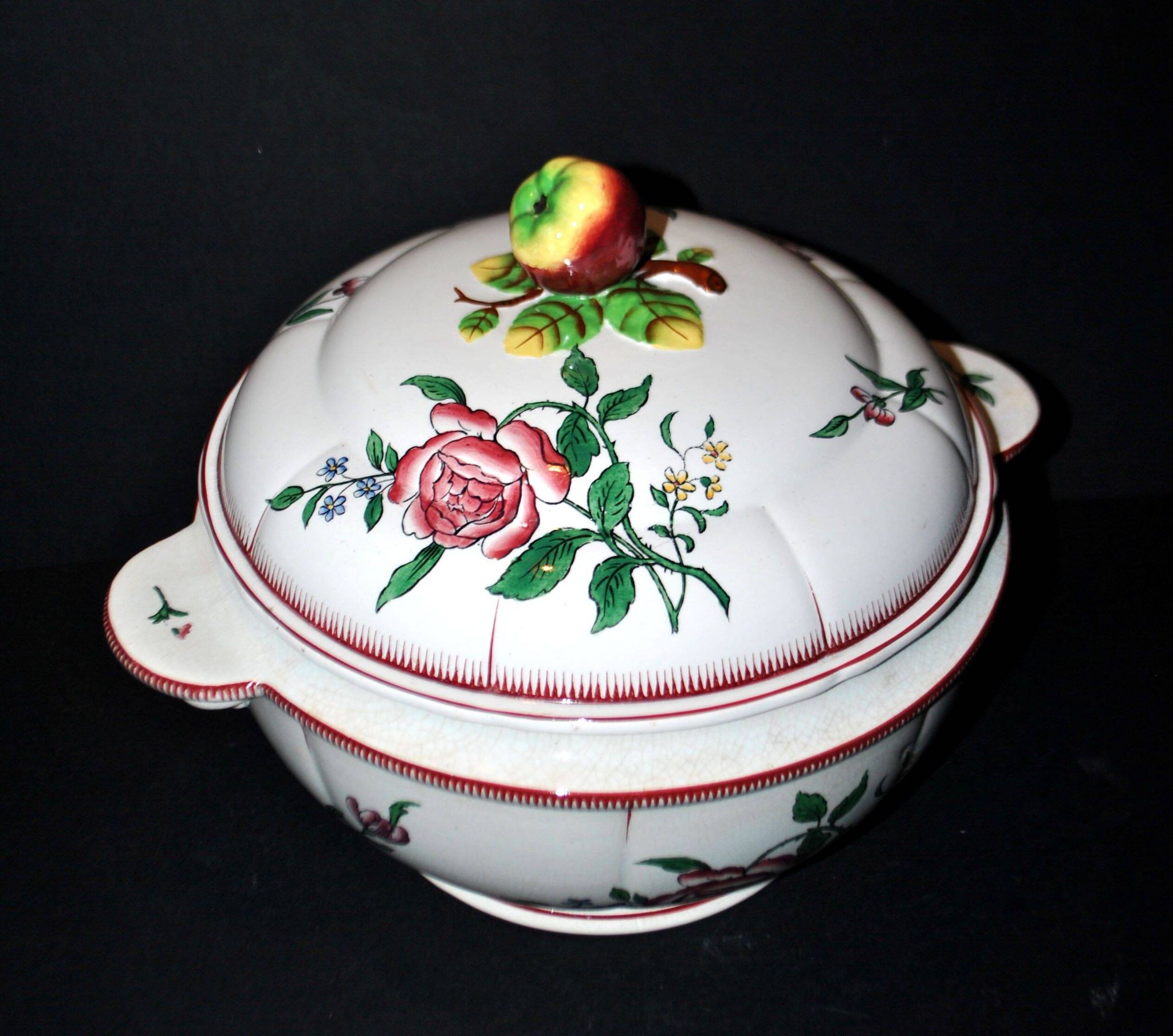 Antique hand-painted earthenware tureen from Vieux Strasbourg Sarreguemines