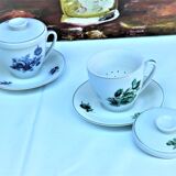 Two tea cups with lids, saucers, filters, porcelain Singer France limoges