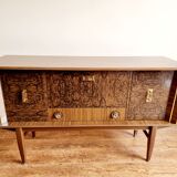 1950 / 1960 VINTAGE RETRO TWO TONE FORMICA SIDEBOARD GOLD HANDLES ALL ORIGINAL