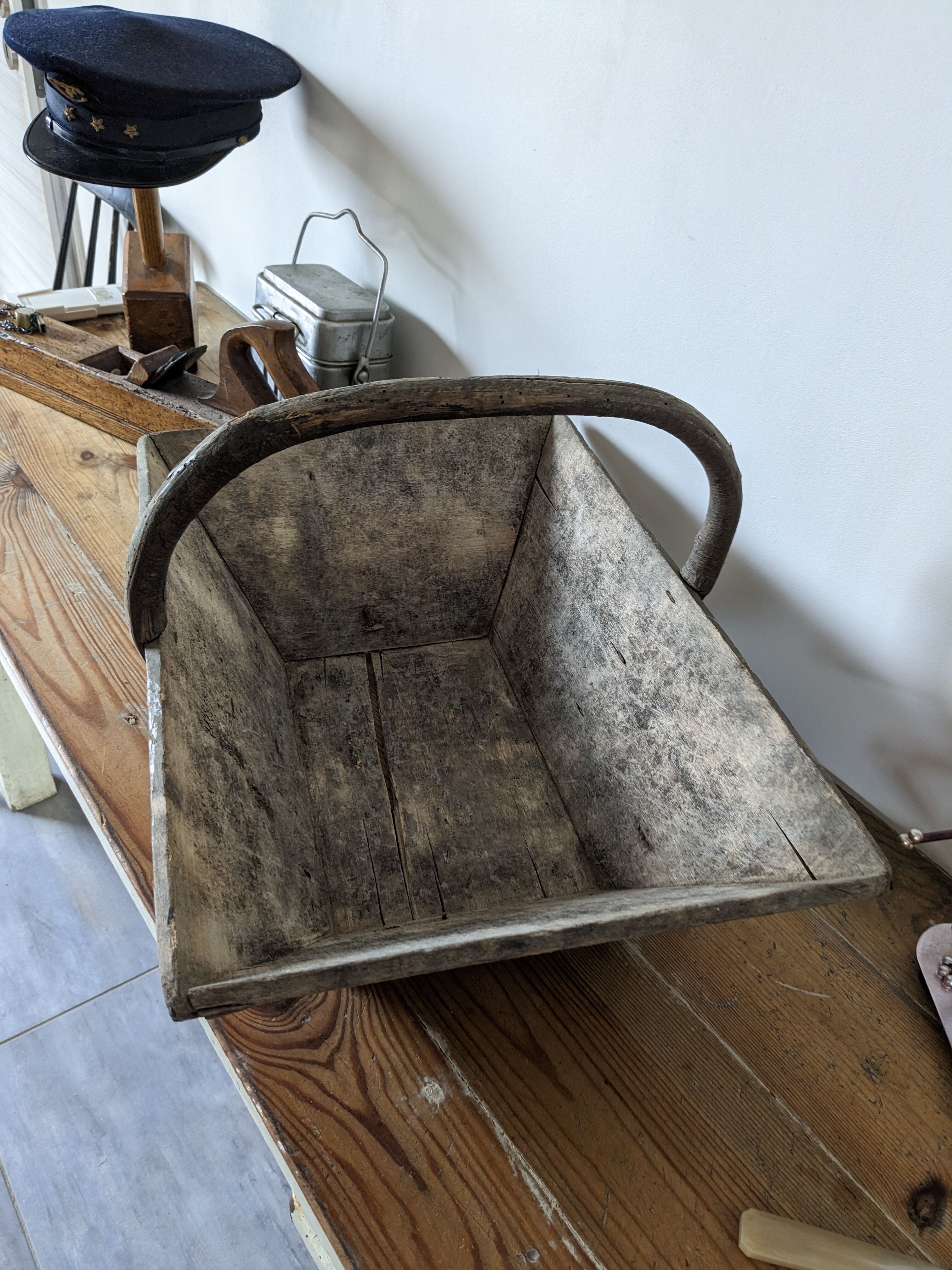 Ancien panier en bois