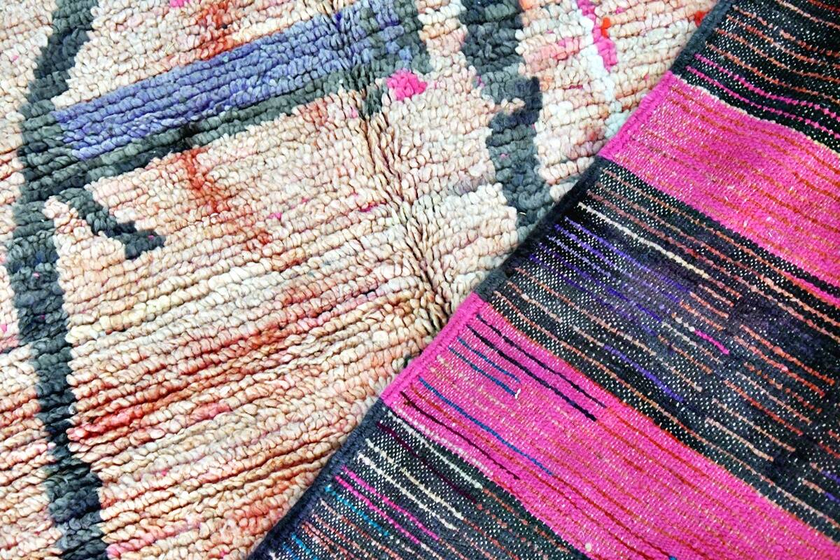 Moroccan Berber rug Boujaad 260 x 156 cm New