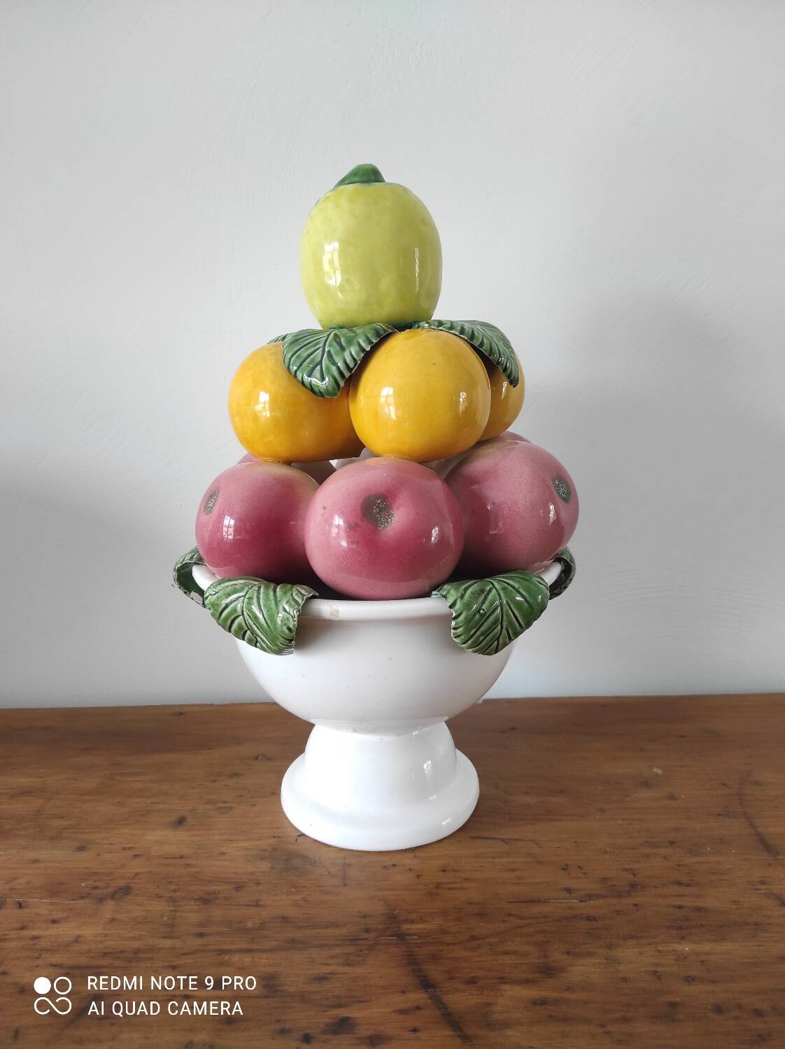 Barbotine centerpiece