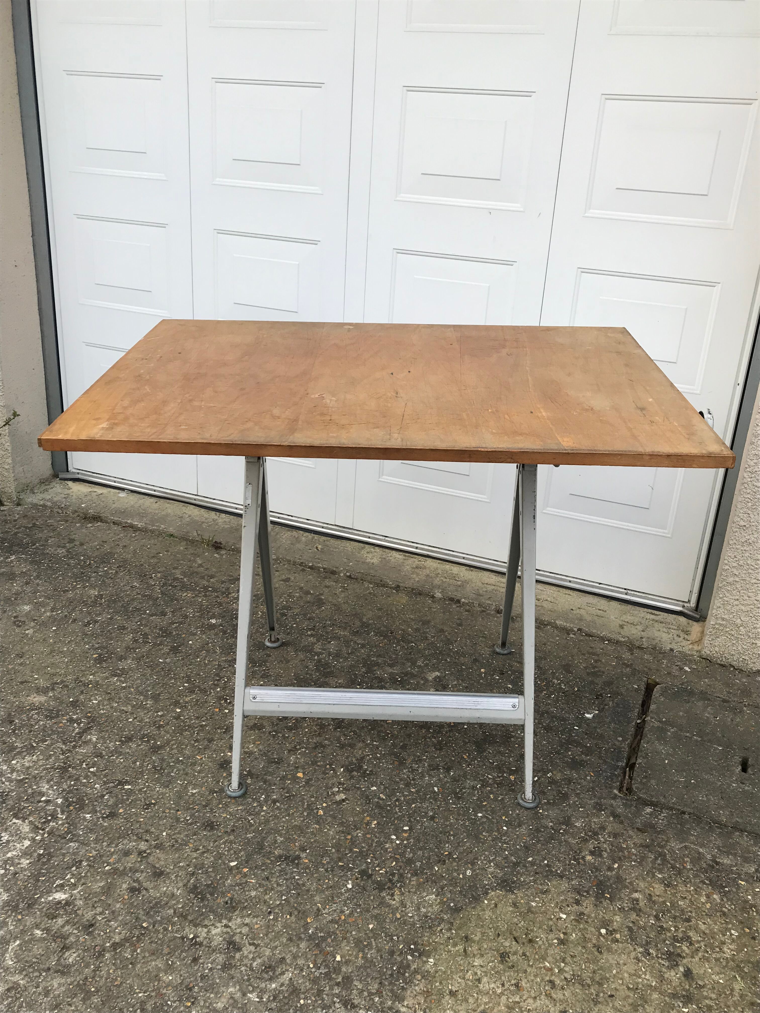 Win Rietveld drawing board