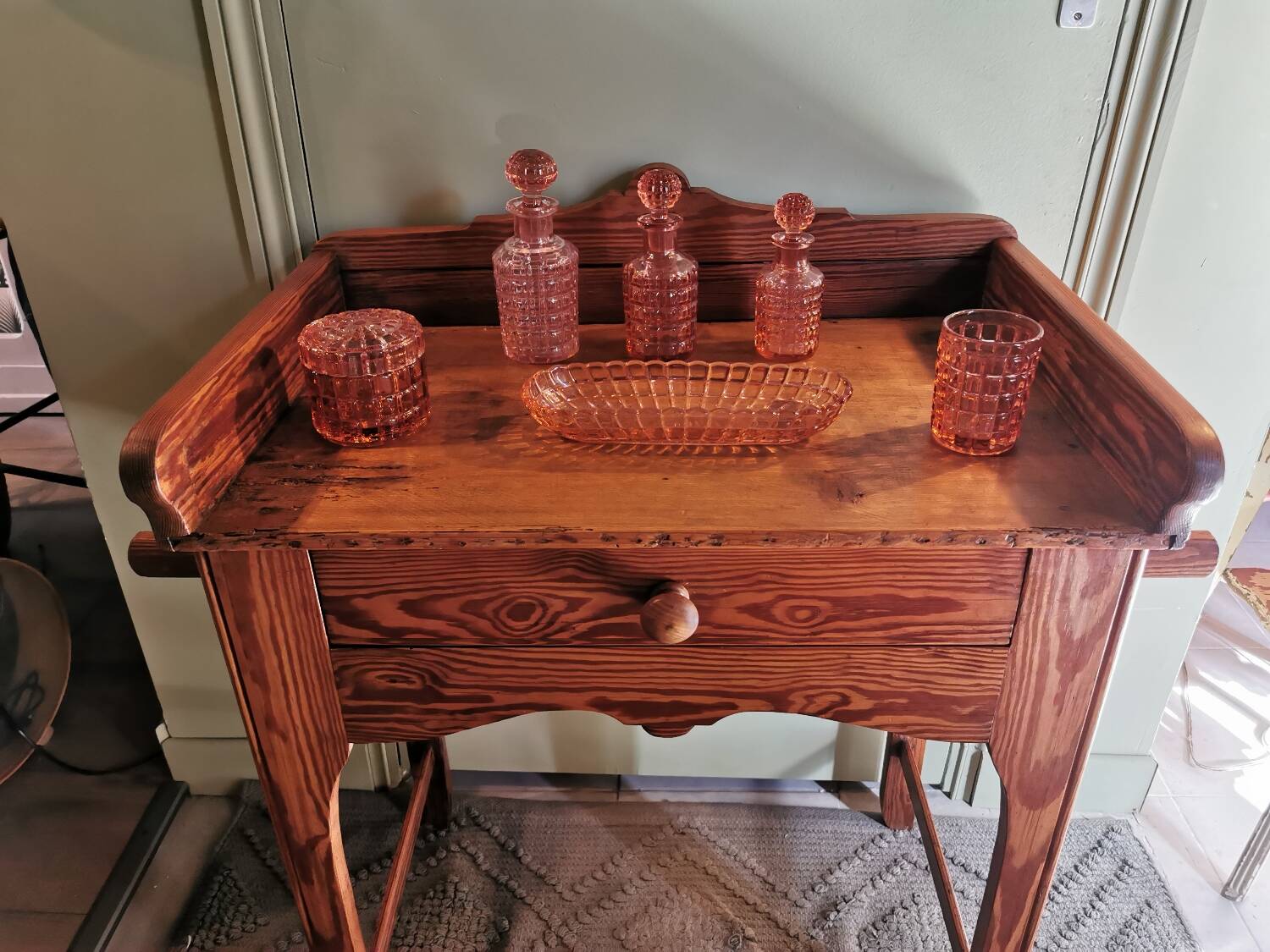 Pitchpin 1905 bathroom cabinet