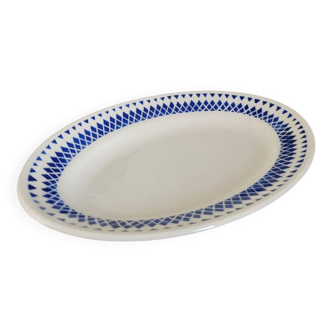 Badonviller porcelain dish with diamond pattern
