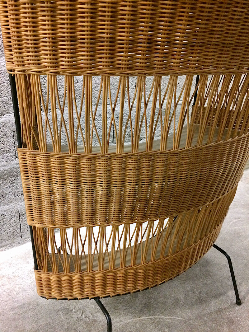 Vintage rattan counter bar