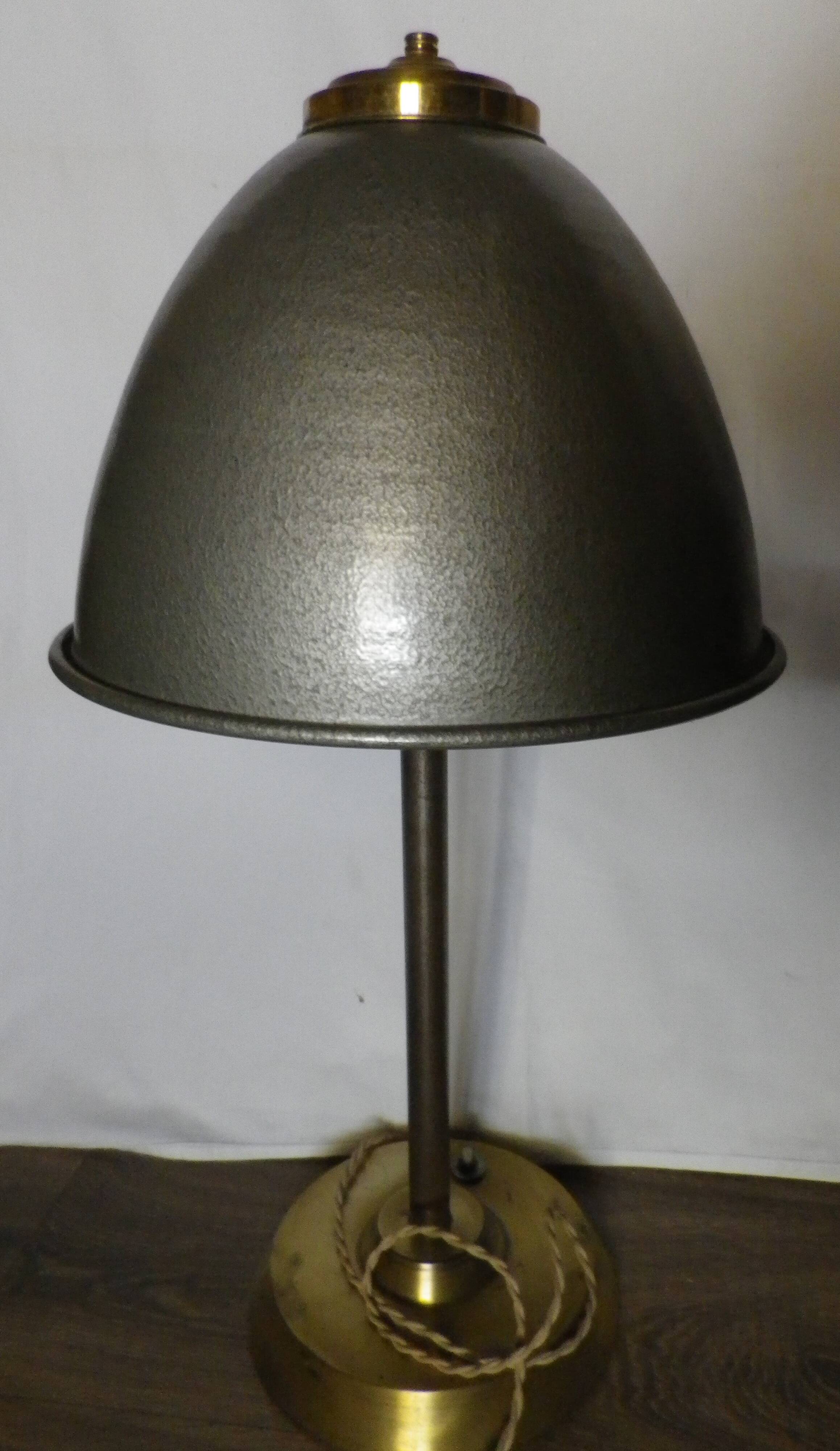 lampe métal socle laiton dorée