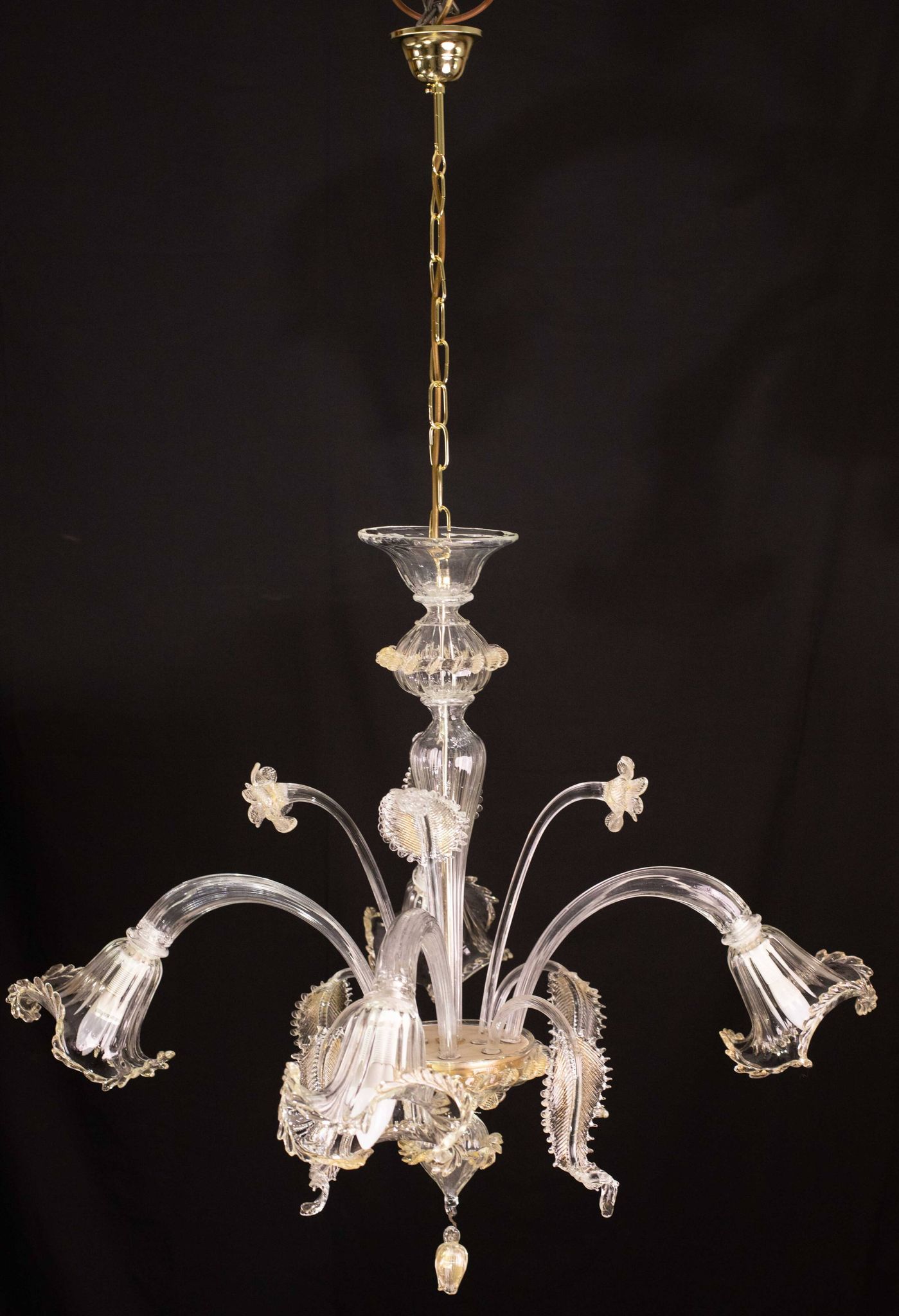 Charming vintage Venetian chandelier, transparent and gold Murano glass, 1970s