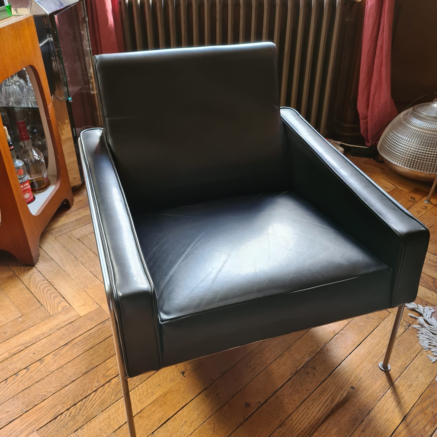 Armchair from the 3300 series by Arne Jacobsen