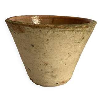 Ancien pot de gemmage en terre cuite