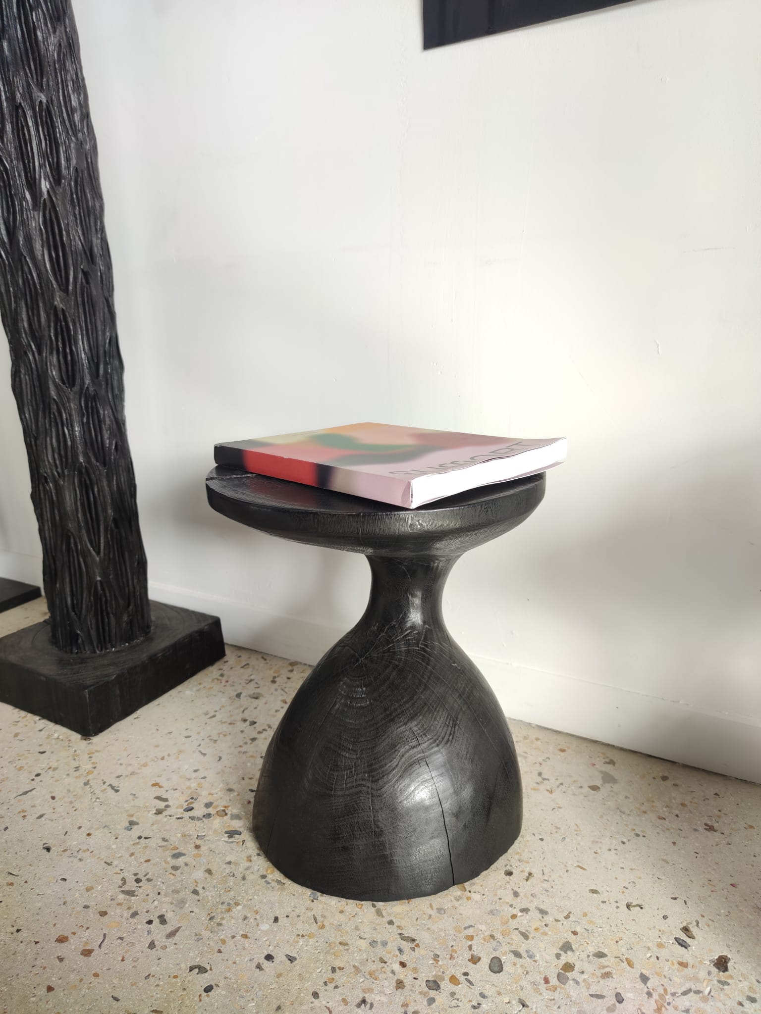 Sofa end in solid wood monoxyl organic shape black color