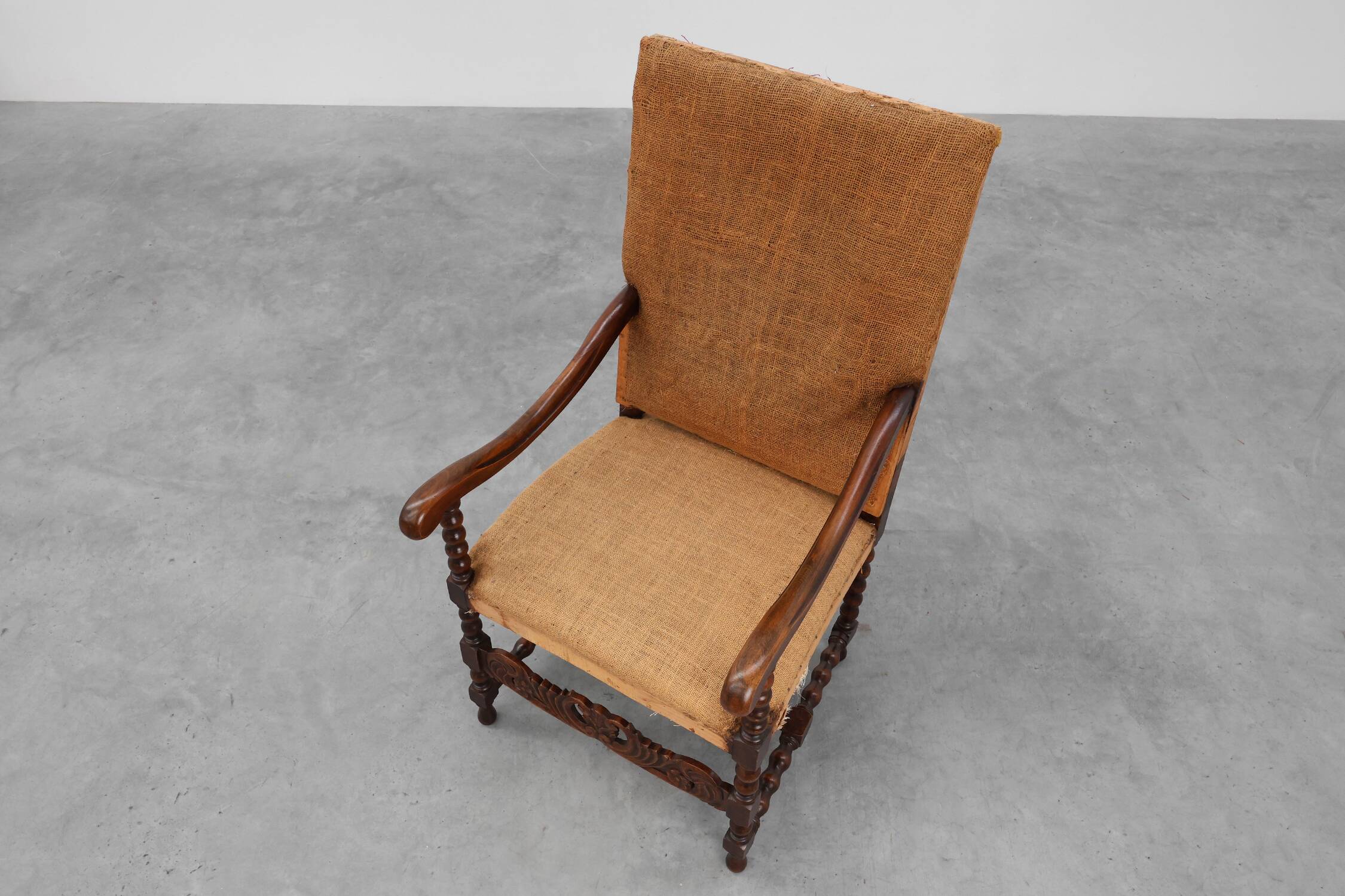 18th-Century Belgian Baroque Armchair in Wood and Leather, Louis XIV Period