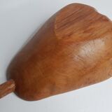 Coupe à fuits en bois sculpté en forme de poire