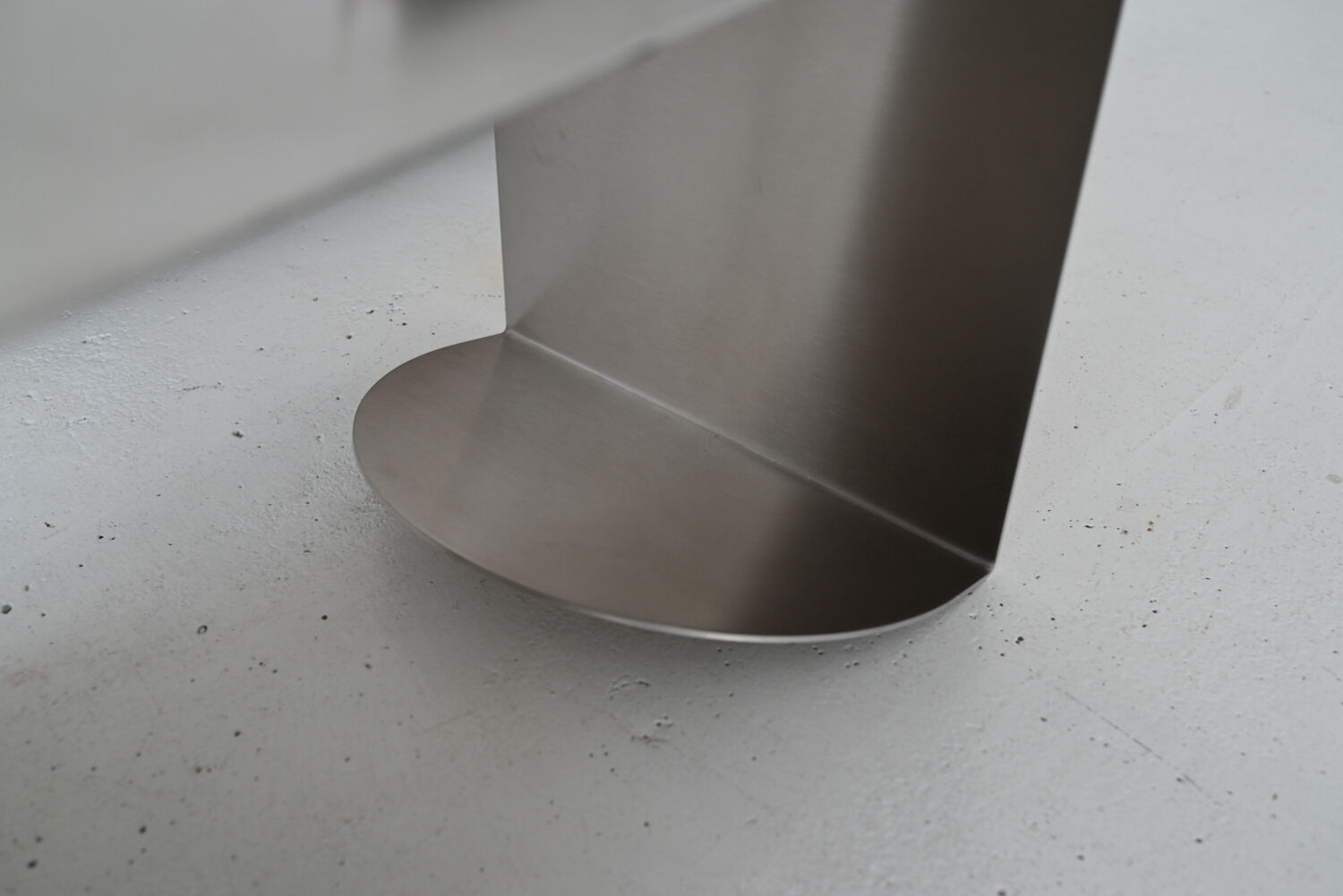 Table d'appoint Veliento en acier inoxydable