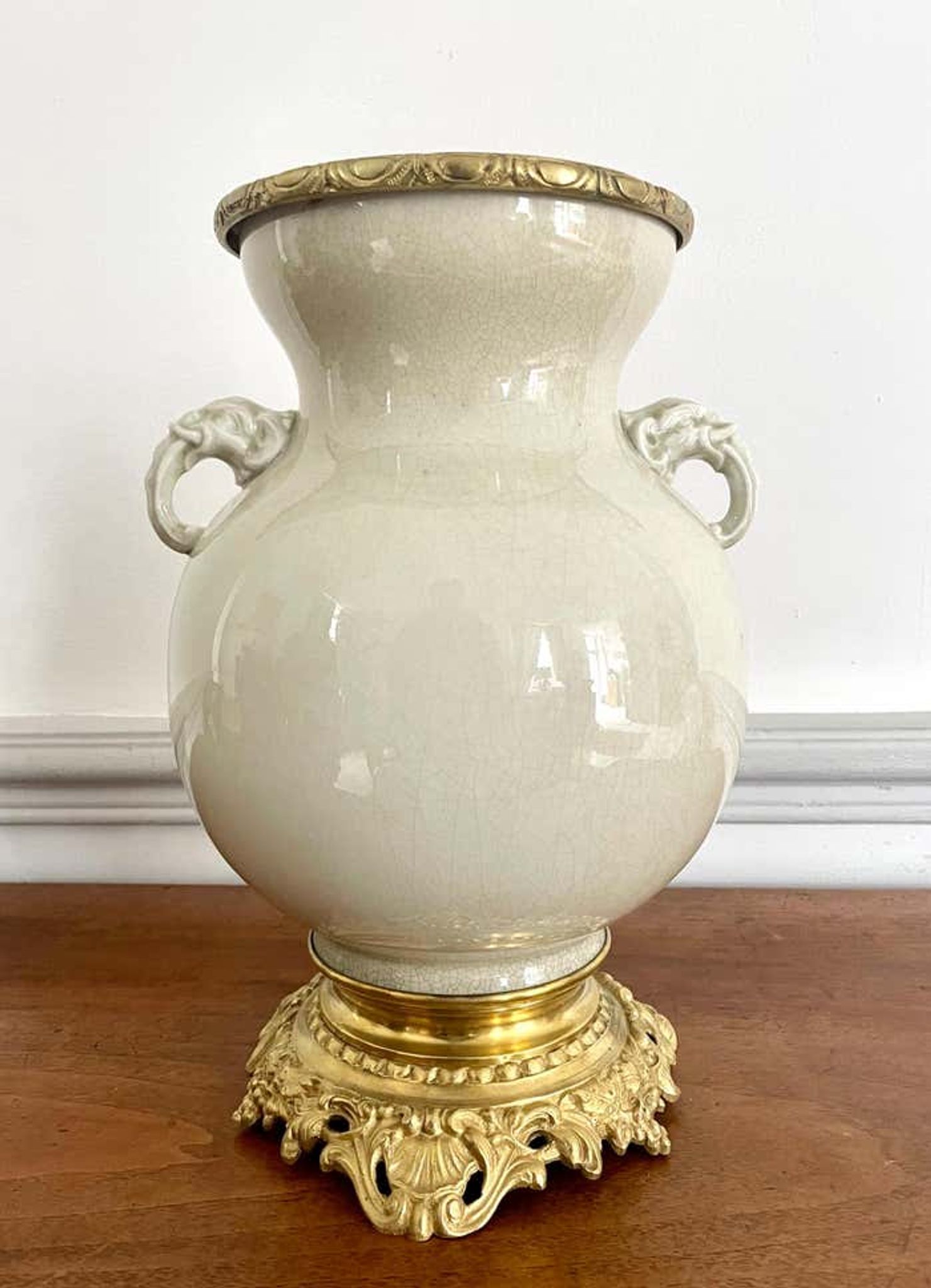 Vase and lamp foot in Chinese porcelain enamelled white cracked ivory - Qing - China XIXth