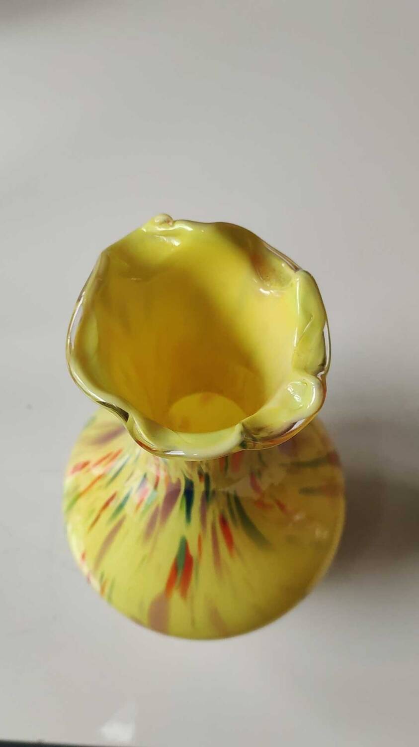 Murano style blown art glass ball vase. Speckled, corolla neck/22 cm