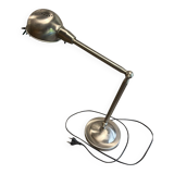 Articulated desk lamp
