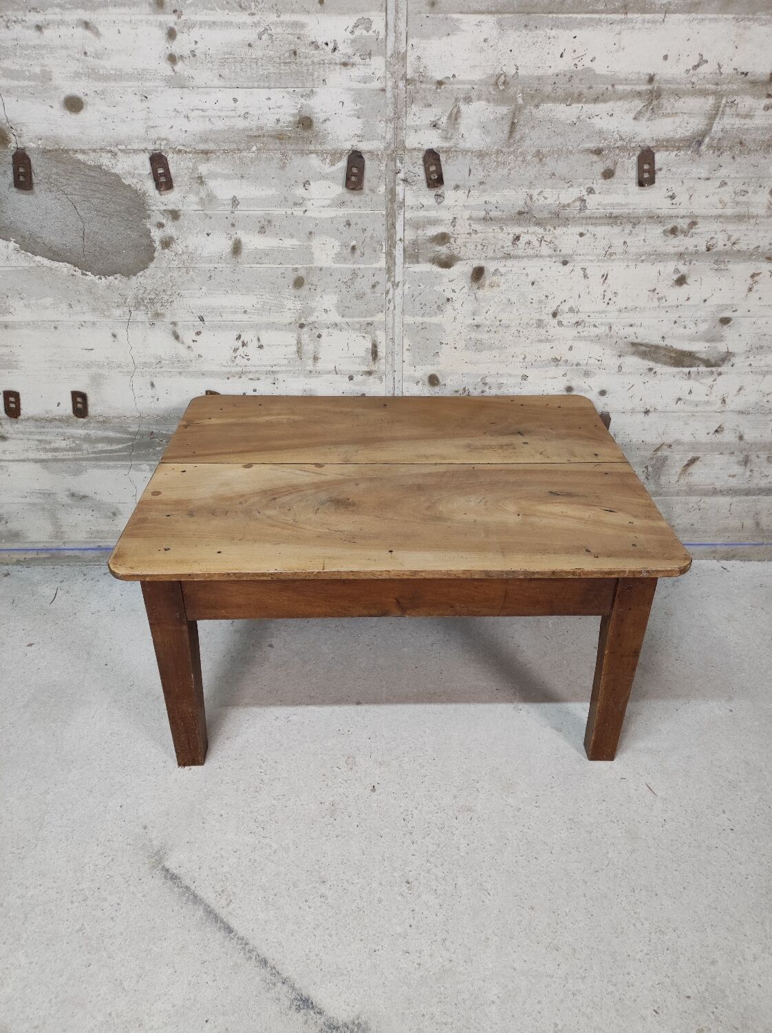 Table basse de ferme