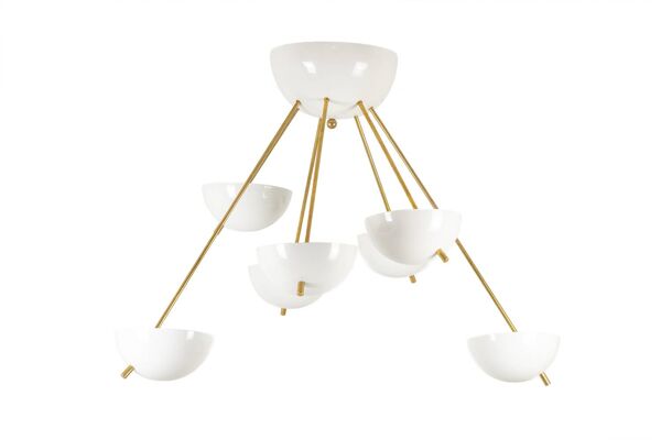 Stilnovo. Lustre en laiton doré et métal laqué blanc. Contemporain.