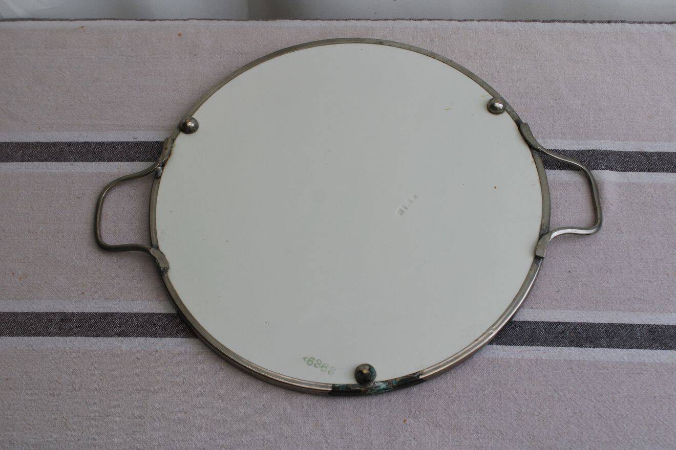 Ceramic plate