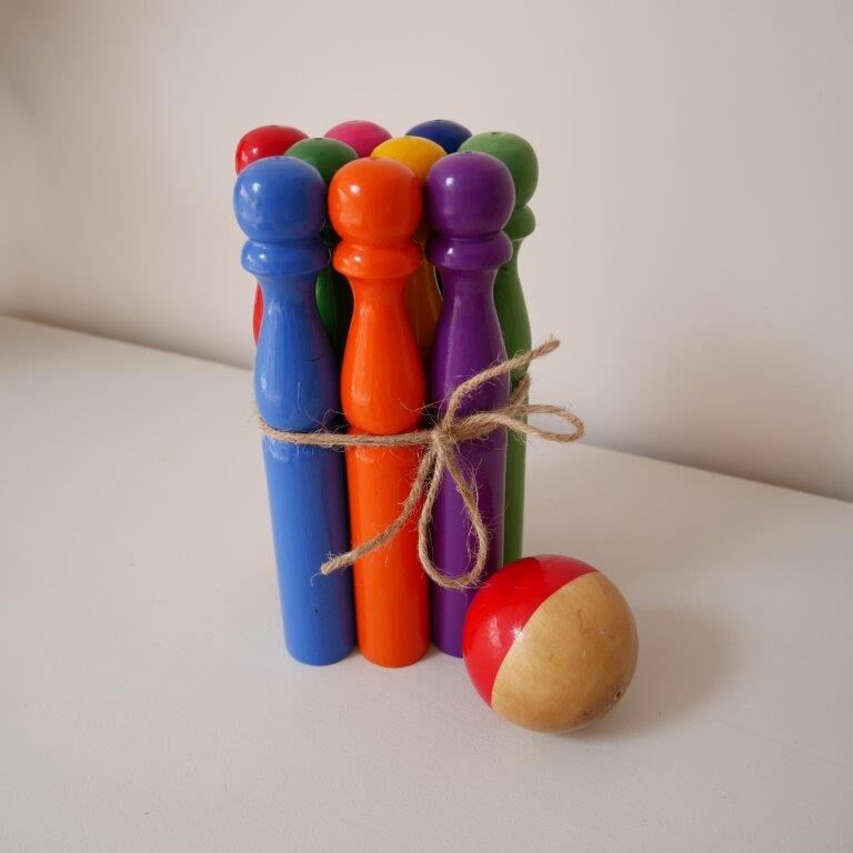 Wooden keels, rainbow color