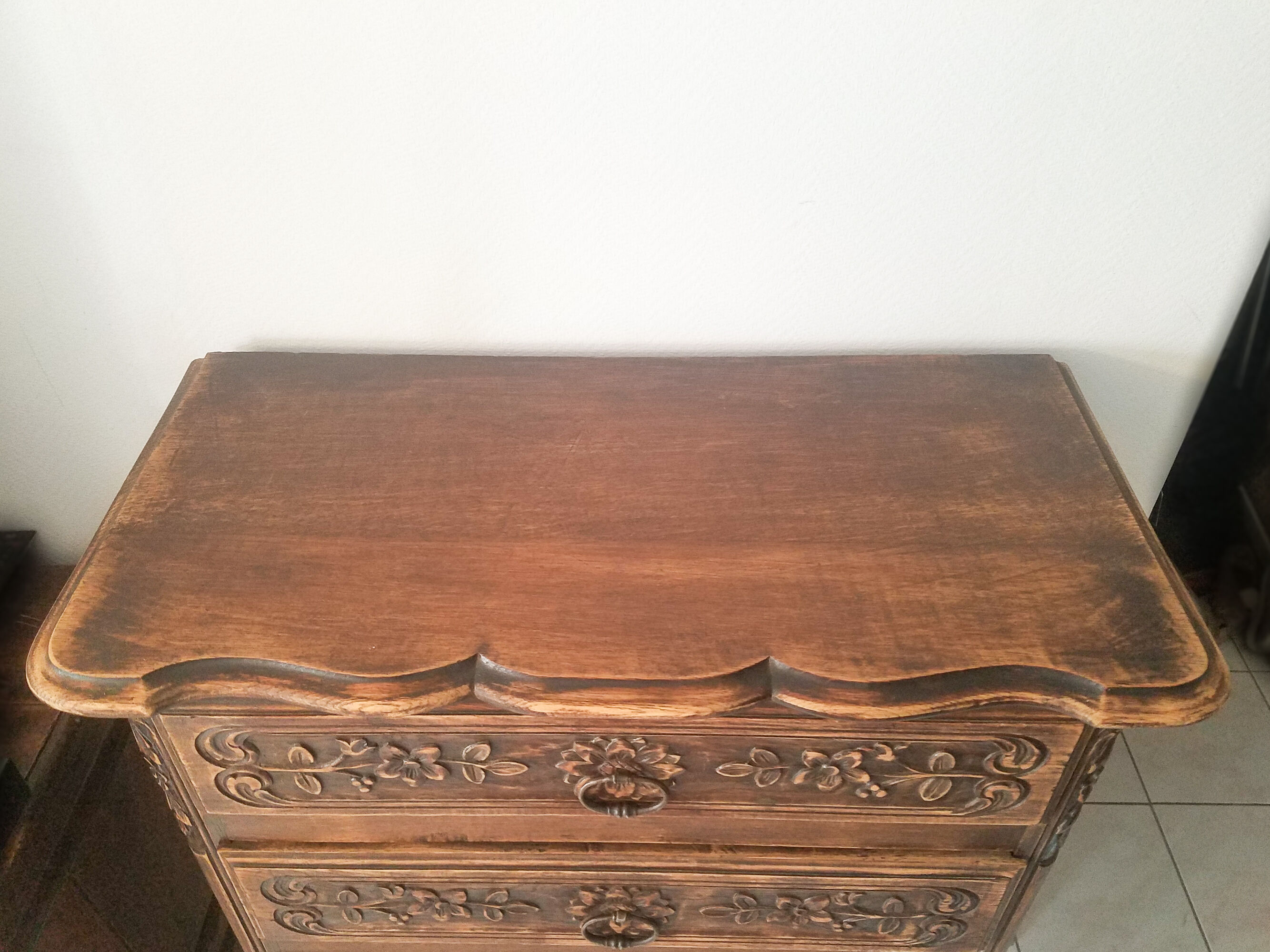 High Louis XV Provençal style chiffonier from Arles