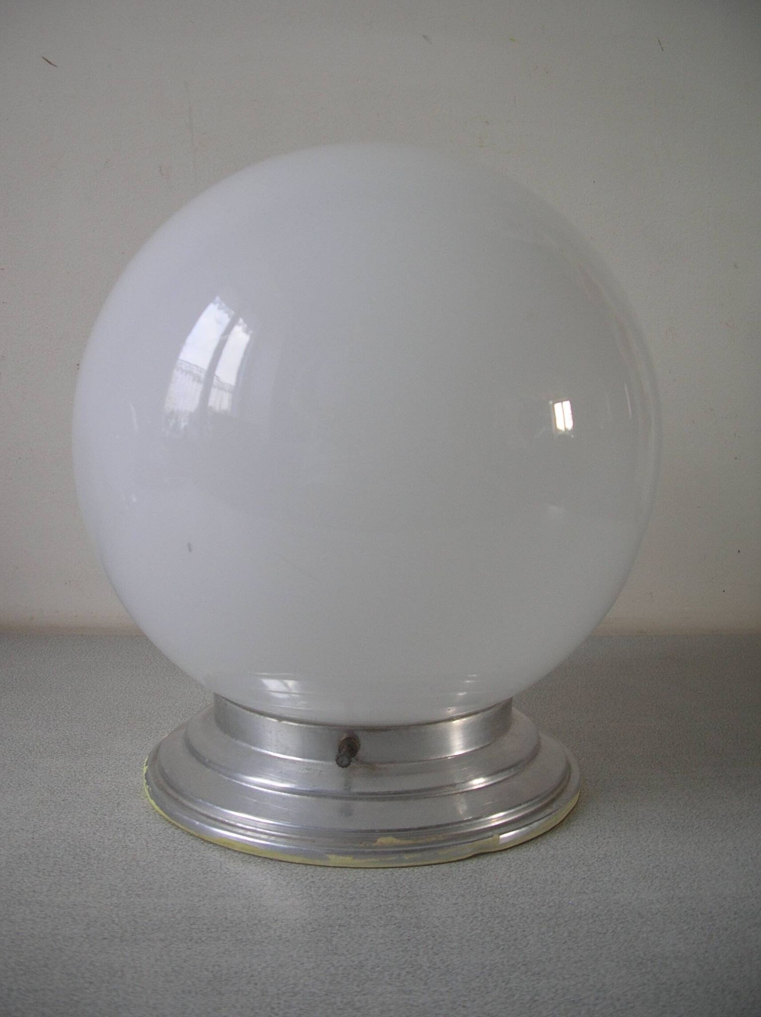 Old ceiling light globe ball sphere light in opaline aluminum support 22 cm