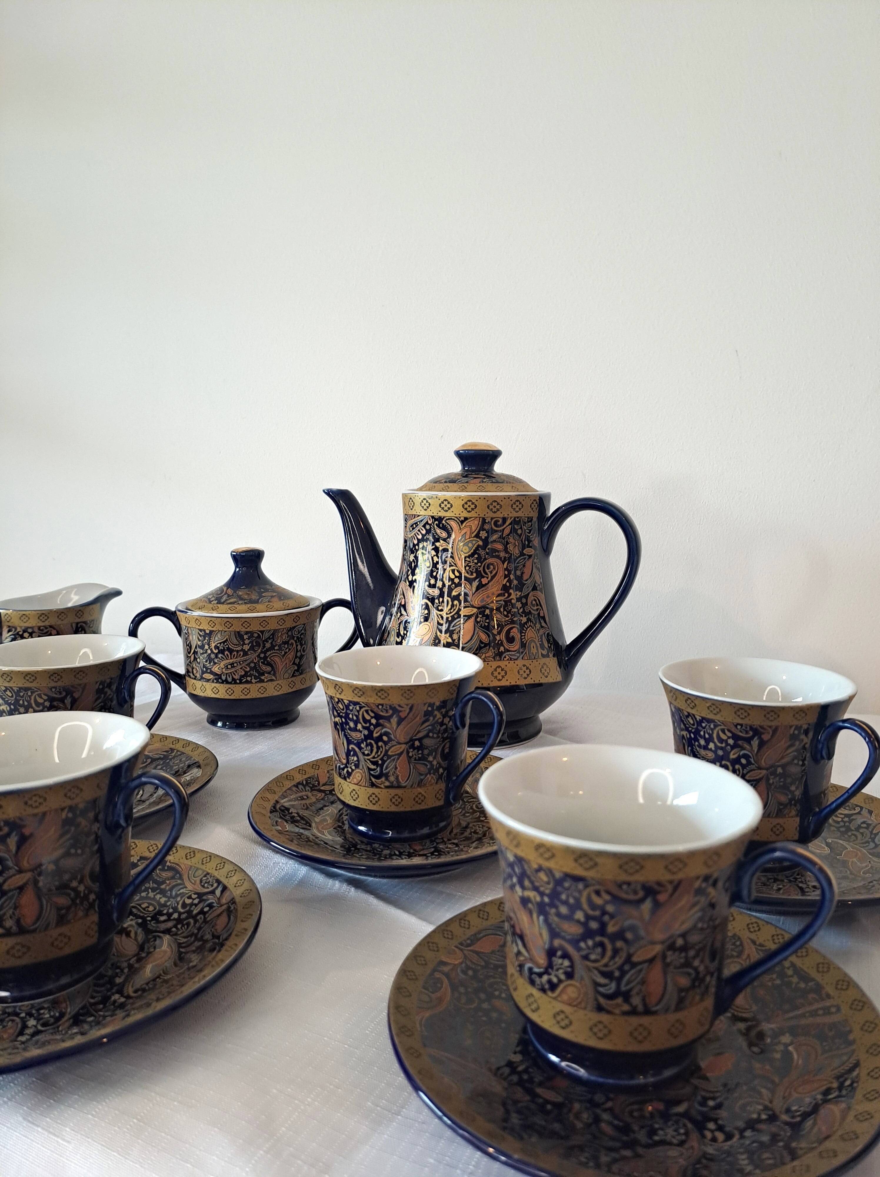 Service à café vintage D&S France – porcelaine bleue et or – 13 pièces
