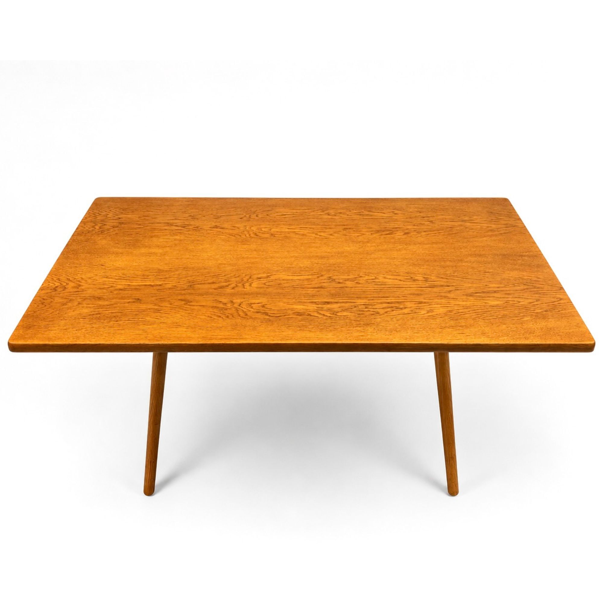 Table model AT-303 in oak by Hans J. Wegner