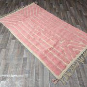 Handmade pure natural wool Berber rug in pink, size 150 x 250 cm.
