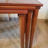 Tables gigognes vintage scandinaves