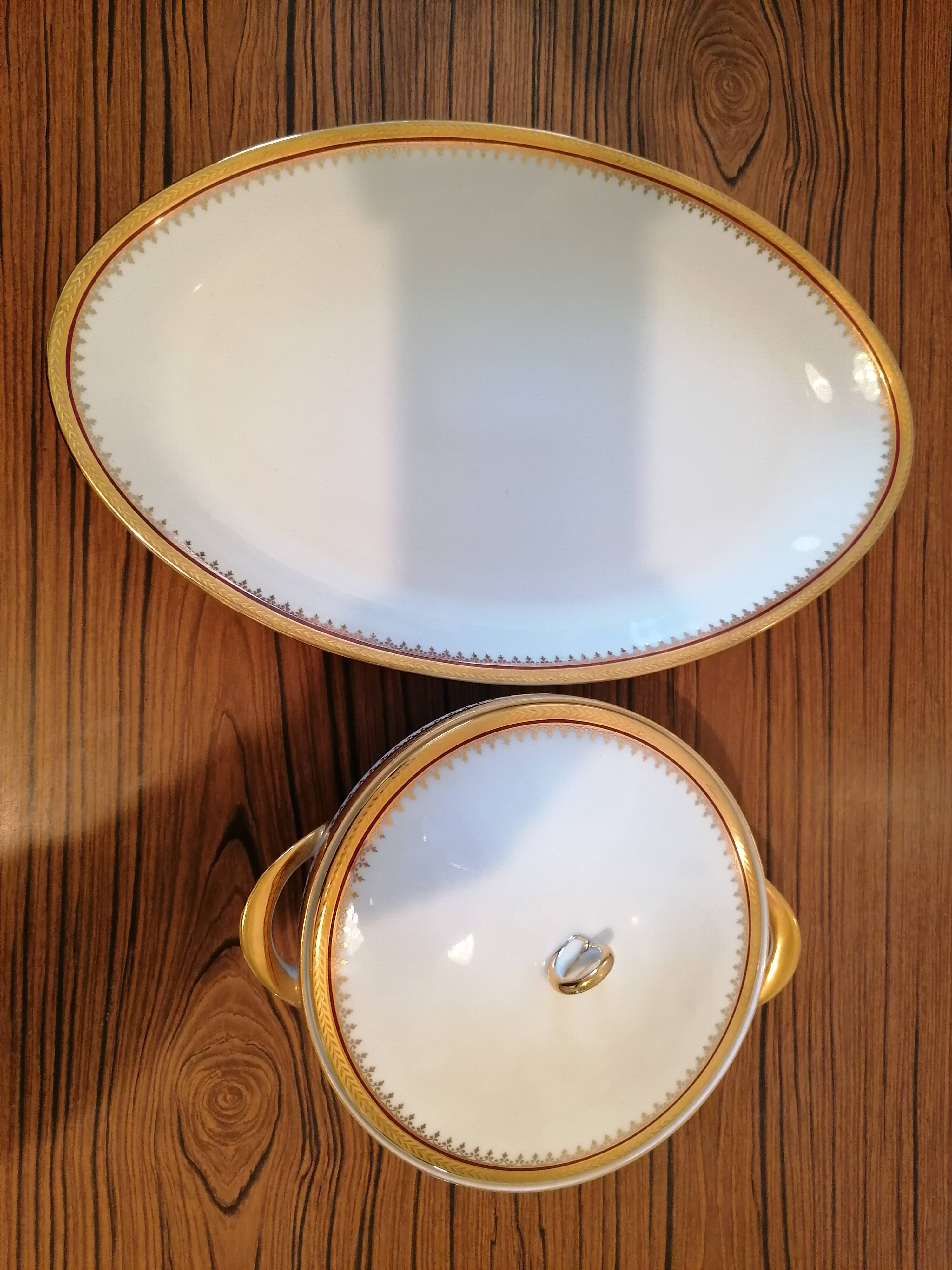 Oval serving dish and soup tureen in Limoges porcelain GDA ("Viviane")