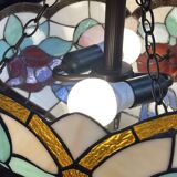 Tiffany-style glass pendant light