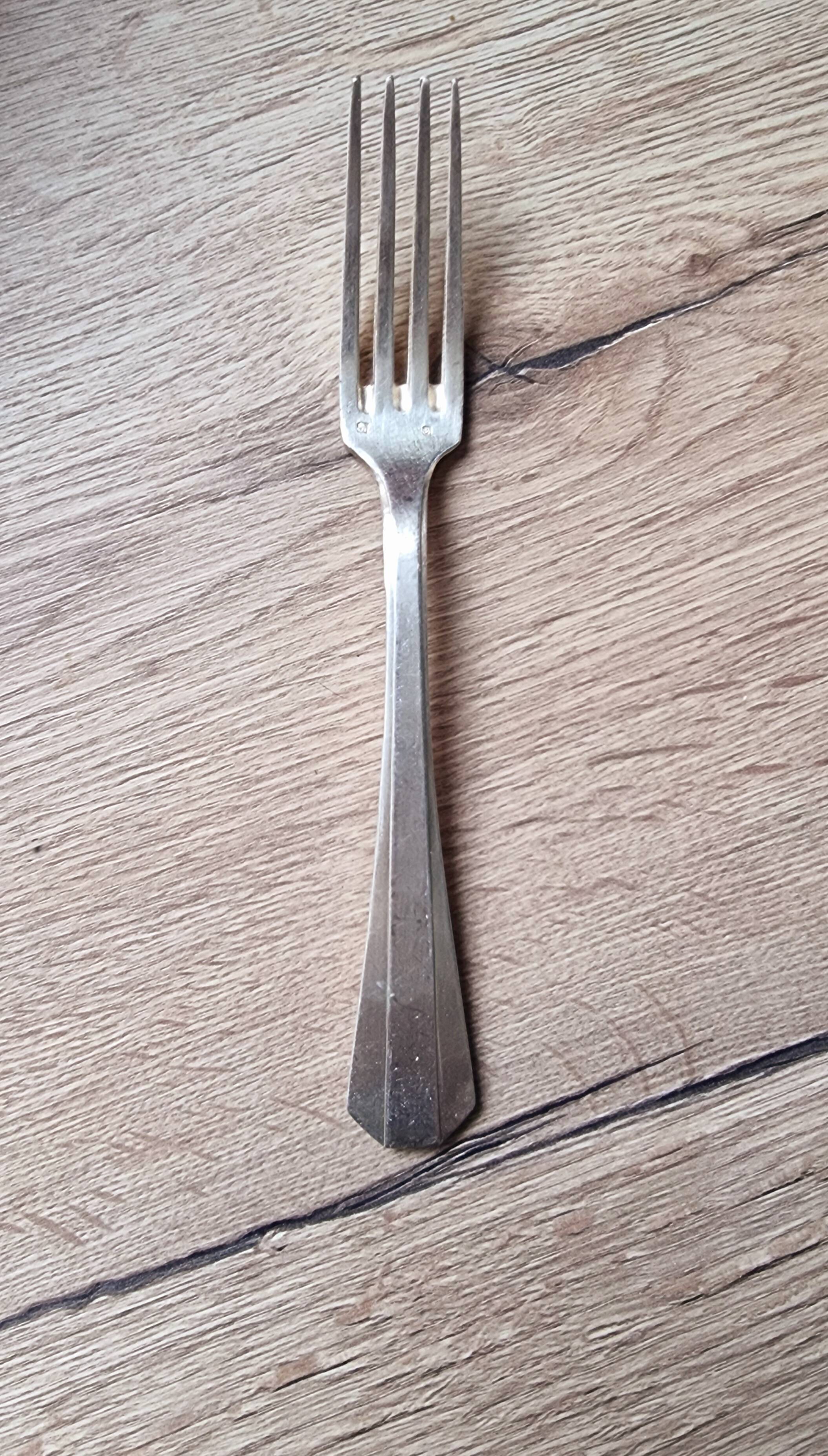 Set of 11 Art Deco silver-plated forks and spoons