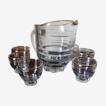 Carafe avec 6 petits verres vintage