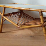 Table basse en rotin