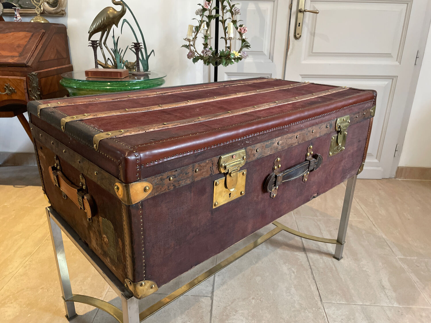 Old trunk Moynat