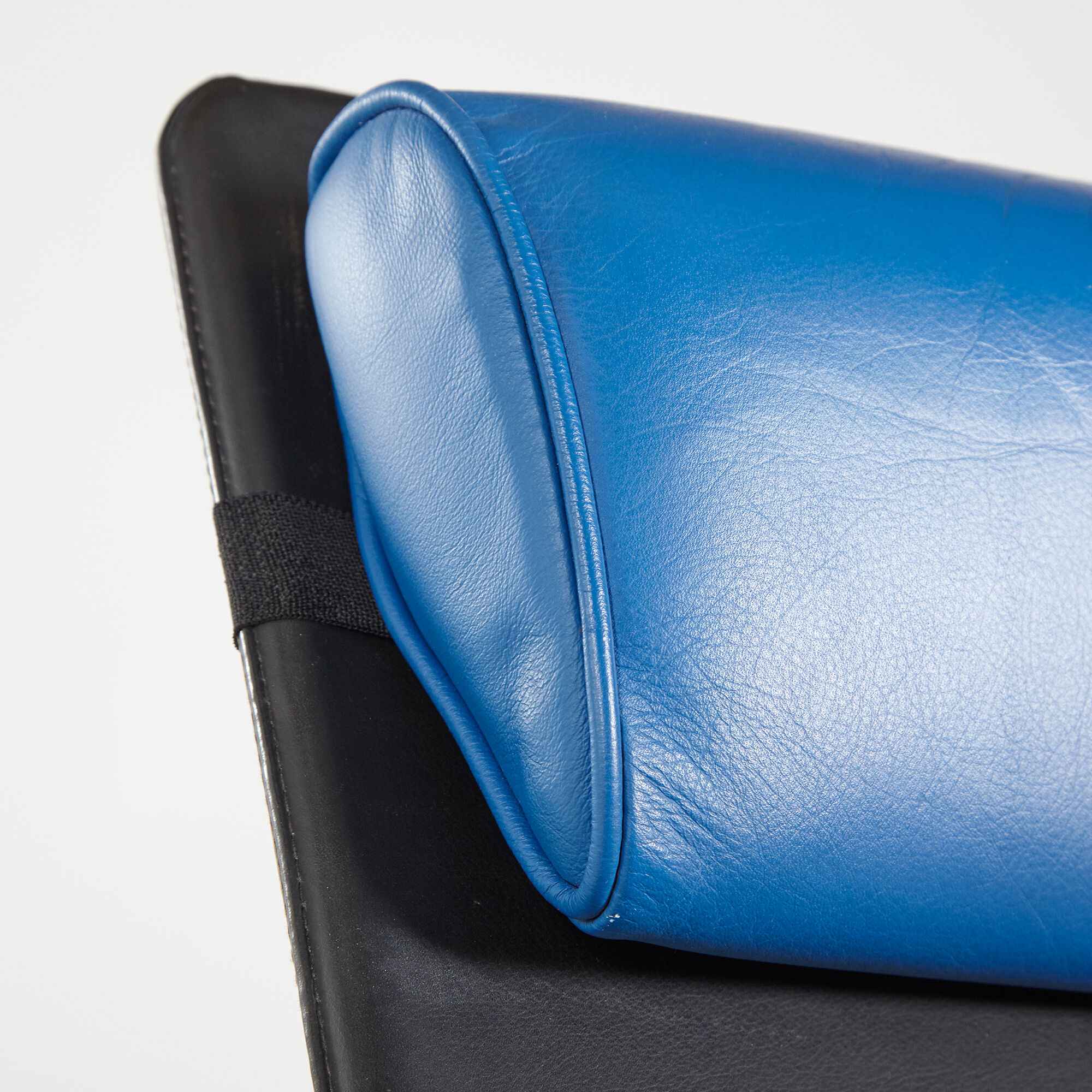 "Grand repos" armchair by Jean Prouvé