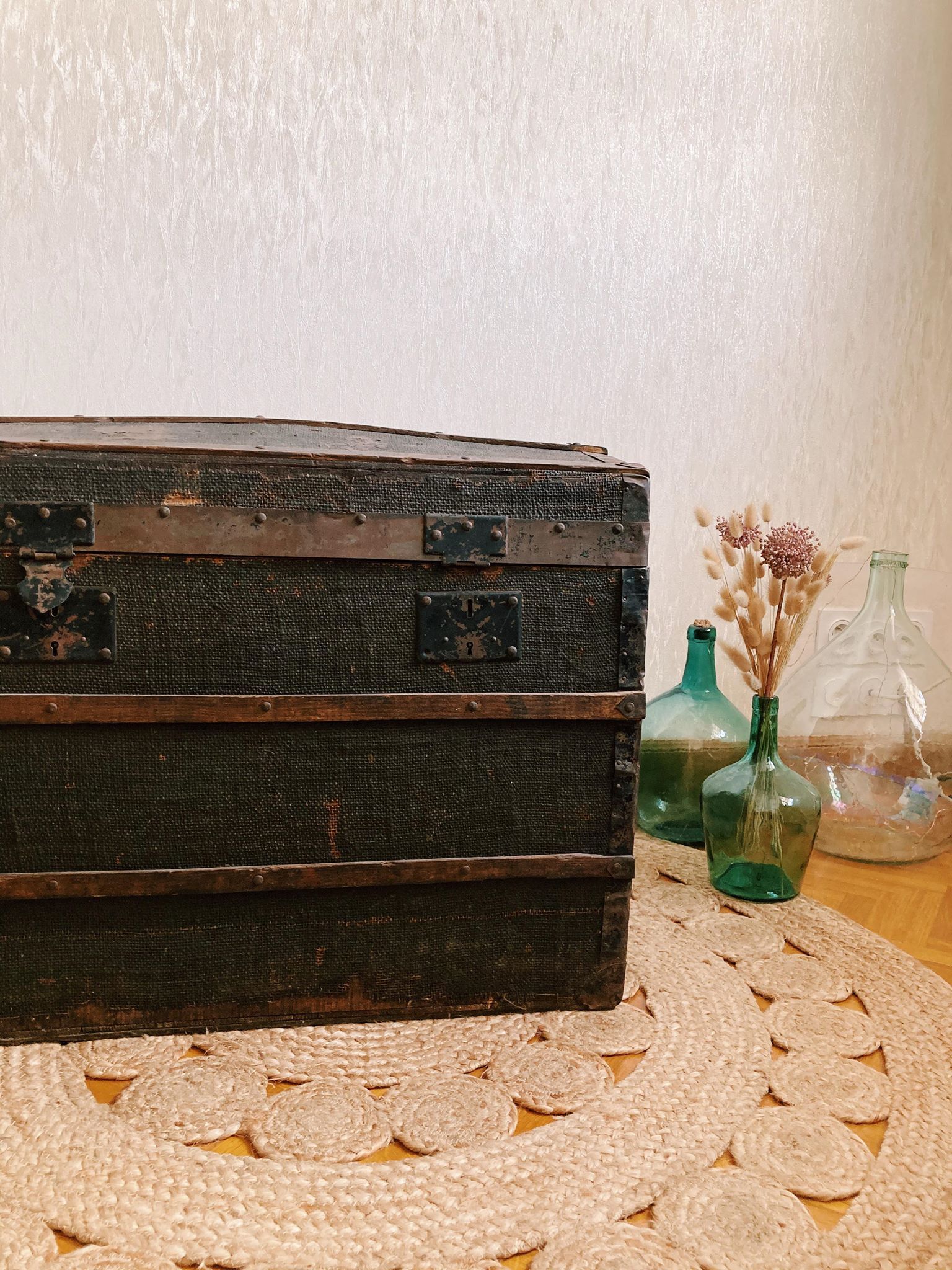 Transport trunk